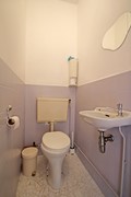 Toilet 1.jpg